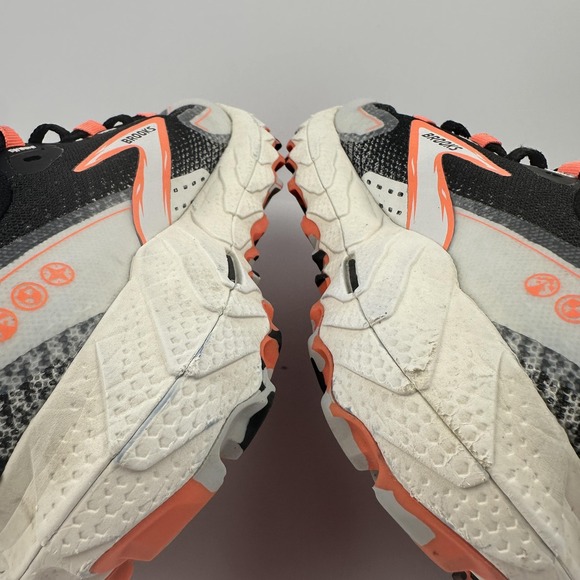 Brooks Cascadia 17 Trail Running Shoes Womens Size 6 B Trail Adapt Grip Sneakers - Picture 9 of 12